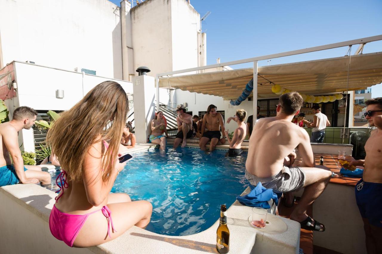 Joy Setas Coworking Vandrehjem Sevilla Eksteriør billede