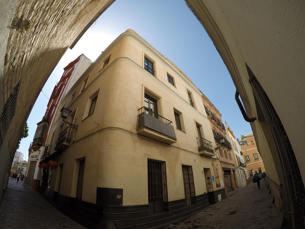 Joy Setas Coworking Vandrehjem Sevilla Eksteriør billede